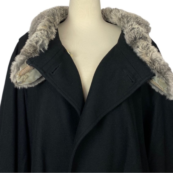 J. Hilary black cape - Picture 11 of 16